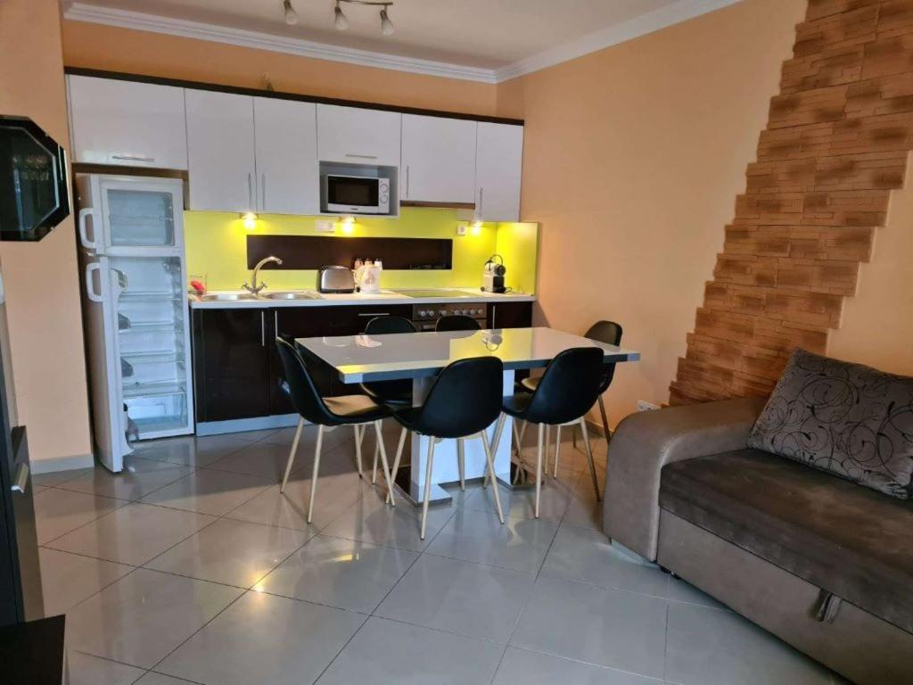 Plazs Apartman Сиофок Екстериор снимка